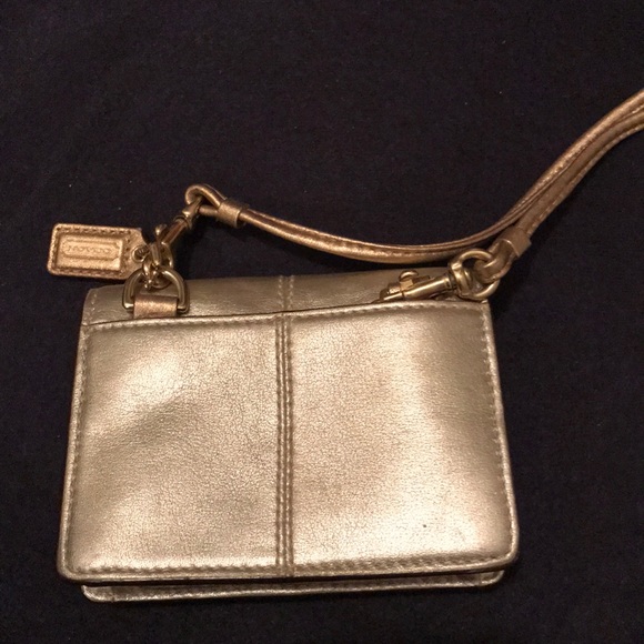 Gold Coach crossbody small bag - Picture 2 of 8